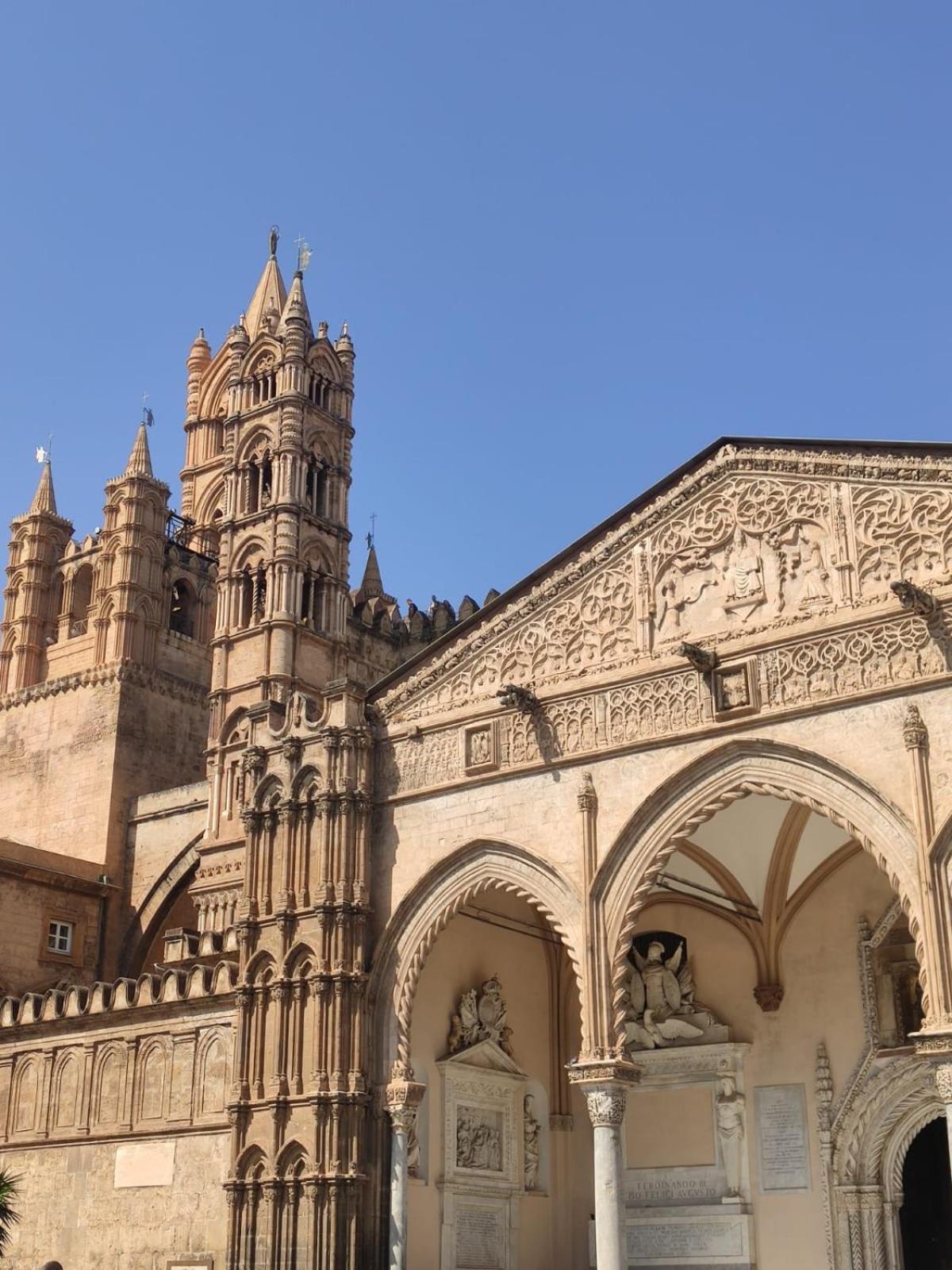 Piccola Suite E Dimora Del Teatro Massimo Palermo Exterior foto